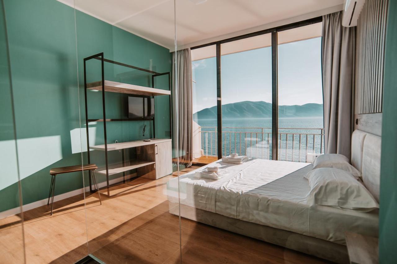 Inn Hotel Kanine ภายนอก รูปภาพ
